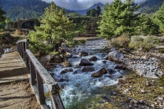 bridge across Haa Chhu to Yangtho Goemba