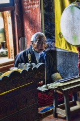 monk at Yangtho Goemba