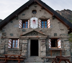 cabane-de-mont-fort_1