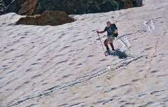 boot-skiing-en-route-to-moiry