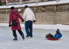 ottawa-rideau-canal-family-tableau