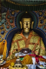 Buddha at Khamsum Yulley Namgyal Chorten