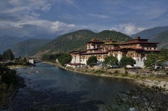 Punakha dzong classic view