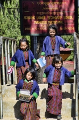 elementary schoolgirls