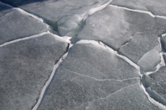 ice-at-grafton-pond-3