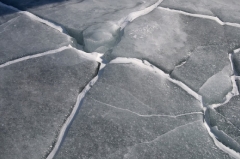 ice-at-grafton-pond-3